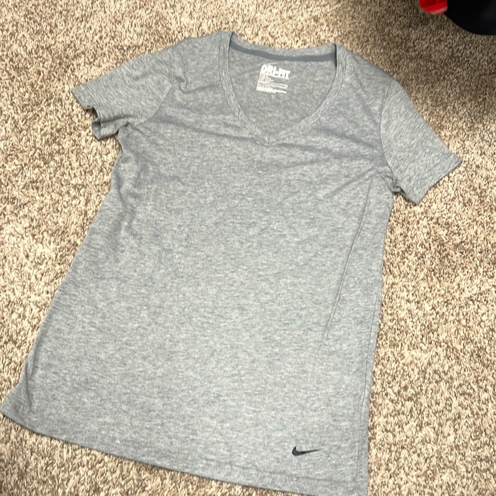 Nike dri fit loose fit v neck t shirt